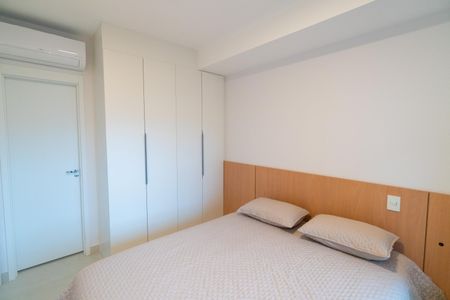 Suíte de apartamento para alugar com 2 quartos, 64m² em Vila Clementino, São Paulo
