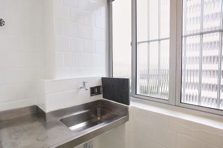 Apartamento para alugar com 52m², 1 quarto e sem vaga Apartamento para alugar com 52m², 1 quarto e sem vagaCozinha e Área de Serviço