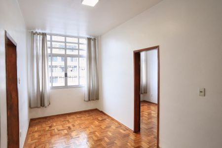 Sala de apartamento para alugar com 1 quarto, 52m² em Centro, Belo Horizonte