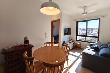 Apartamento à venda com 48m², 2 quartos e 1 vaga Apartamento à venda com 48m², 2 quartos e 1 vagaSala de Jantar