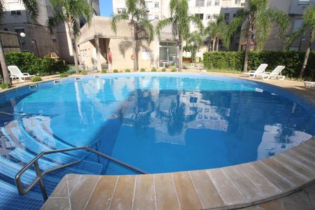 Apartamento para alugar com 46m², 2 quartos e 1 vaga Apartamento para alugar com 46m², 2 quartos e 1 vagaÁrea comum - Piscina