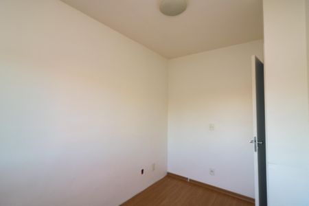 Quarto 1 de apartamento para alugar com 2 quartos, 46m² em Ipanema, Porto Alegre