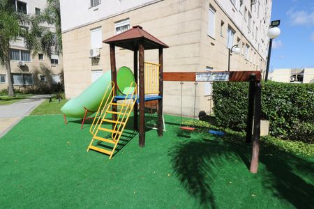 Apartamento para alugar com 46m², 2 quartos e 1 vaga Apartamento para alugar com 46m², 2 quartos e 1 vagaÁrea comum - Playground