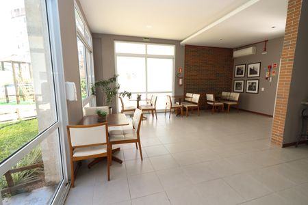 Apartamento para alugar com 46m², 2 quartos e 1 vaga Apartamento para alugar com 46m², 2 quartos e 1 vagaÁrea comum - Salão de festas 2