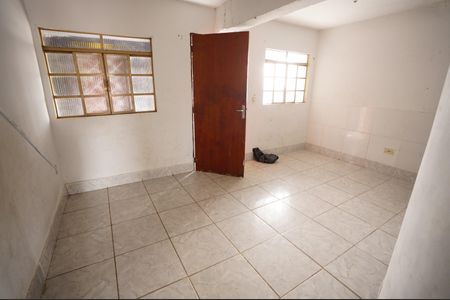 Apartamento para alugar com 147m², 3 quartos e sem vaga