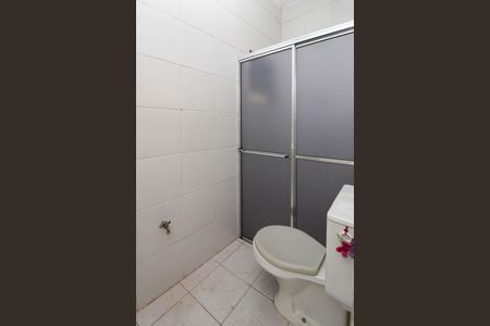 Banheiro de casa para alugar com 1 quarto, 42m² em Jardim Taboao, Taboão da Serra