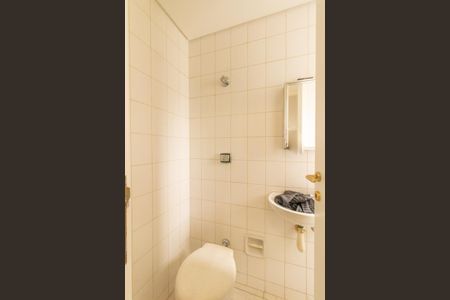 Apartamento para alugar com 237m², 2 quartos e 2 vagas Apartamento para alugar com 237m², 2 quartos e 2 vagasBnaheiro de Serviço