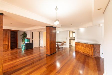 Apartamento para alugar com 237m², 2 quartos e 2 vagas Apartamento para alugar com 237m², 2 quartos e 2 vagasSala