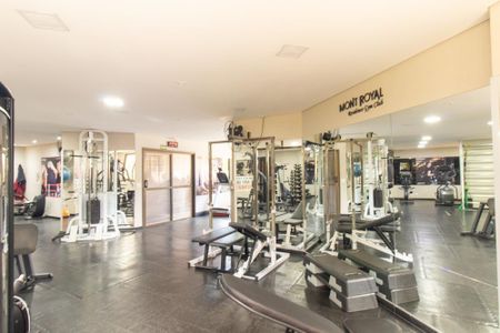 Apartamento para alugar com 237m², 2 quartos e 2 vagas Apartamento para alugar com 237m², 2 quartos e 2 vagasÁrea comum - Academia