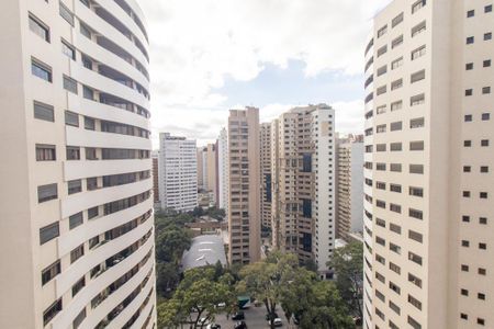 Apartamento para alugar com 237m², 2 quartos e 2 vagas Apartamento para alugar com 237m², 2 quartos e 2 vagasVista da Varanda da Sala