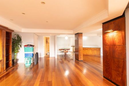 Apartamento para alugar com 237m², 2 quartos e 2 vagas Apartamento para alugar com 237m², 2 quartos e 2 vagasSala