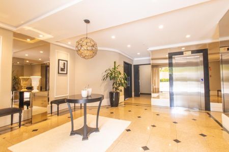 Apartamento para alugar com 237m², 2 quartos e 2 vagas Apartamento para alugar com 237m², 2 quartos e 2 vagasHall de entrada