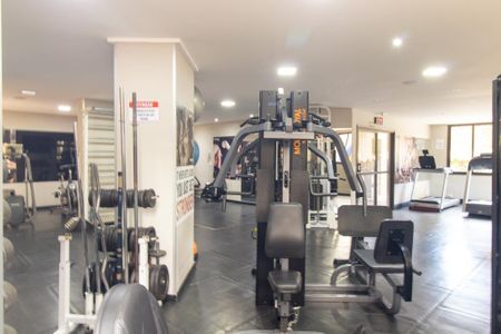 Apartamento para alugar com 237m², 2 quartos e 2 vagas Apartamento para alugar com 237m², 2 quartos e 2 vagasÁrea comum - Academia