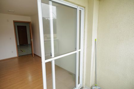 Varanda de apartamento para alugar com 2 quartos, 40m² em Inhoaíba, Rio de Janeiro