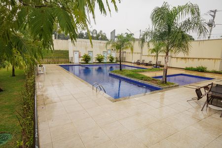 Apartamento para alugar com 40m², 2 quartos e 1 vaga Apartamento para alugar com 40m², 2 quartos e 1 vagaÁrea comum - Piscina