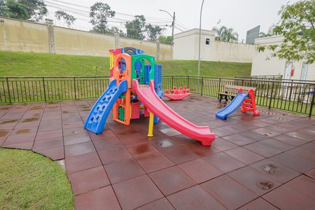 Apartamento para alugar com 40m², 2 quartos e 1 vaga Apartamento para alugar com 40m², 2 quartos e 1 vagaÁrea comum - Playground