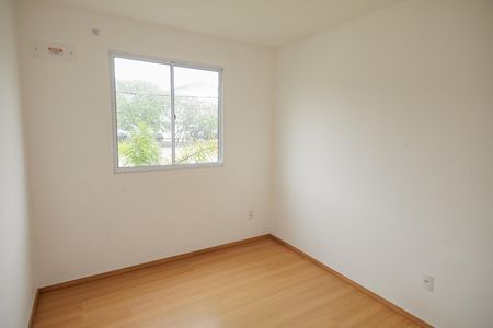 Quarto 2 de apartamento para alugar com 2 quartos, 40m² em Inhoaíba, Rio de Janeiro