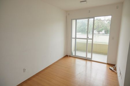 Sala de apartamento para alugar com 2 quartos, 40m² em Inhoaíba, Rio de Janeiro