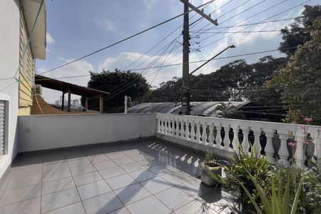 Casa à venda com 120m², 3 quartos e 2 vagas Casa à venda com 120m², 3 quartos e 2 vagasVaranda