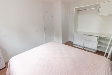 Apartamento à venda com 35m², 1 quarto e sem vaga Apartamento à venda com 35m², 1 quarto e sem vagaQuarto