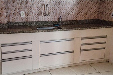 Apartamento para alugar com 100m², 3 quartos e 1 vaga Apartamento para alugar com 100m², 3 quartos e 1 vagaCozinha