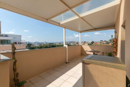Apartamento para alugar com 102m², 2 quartos e 1 vaga