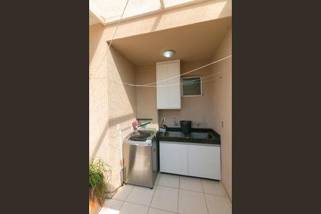 Apartamento para alugar com 102m², 2 quartos e 1 vaga