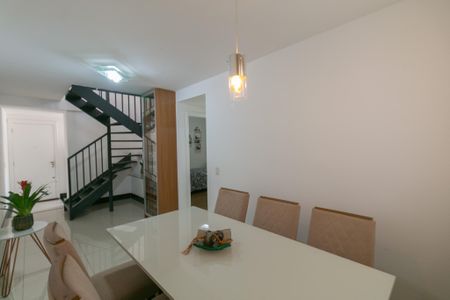 Apartamento à venda com 2 quartos, 102m² em Planalto, Belo Horizonte