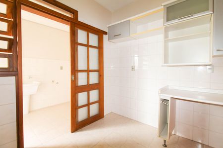 Apartamento à venda com 118m², 3 quartos e 2 vagas Apartamento à venda com 118m², 3 quartos e 2 vagasCozinha