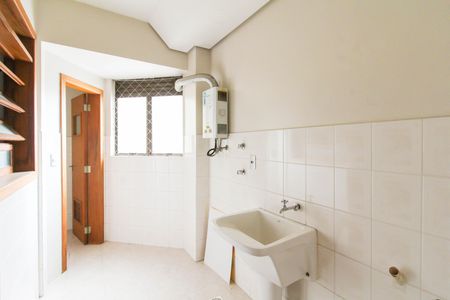 Apartamento à venda com 118m², 3 quartos e 2 vagas Apartamento à venda com 118m², 3 quartos e 2 vagasÁrea de Serviço
