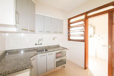Apartamento à venda com 118m², 3 quartos e 2 vagas Apartamento à venda com 118m², 3 quartos e 2 vagasCozinha