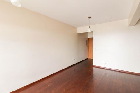 Apartamento à venda com 118m², 3 quartos e 2 vagas Apartamento à venda com 118m², 3 quartos e 2 vagasSala