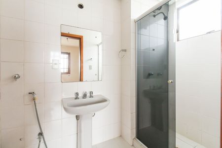 Apartamento à venda com 118m², 3 quartos e 2 vagas Apartamento à venda com 118m², 3 quartos e 2 vagasBanheiro da Suíte