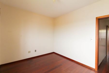 Apartamento à venda com 118m², 3 quartos e 2 vagas Apartamento à venda com 118m², 3 quartos e 2 vagasQuarto 2