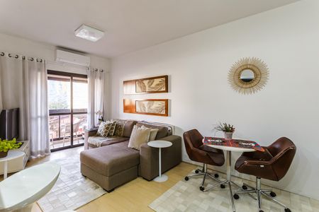 Sala de apartamento à venda com 1 quarto, 42m² em Vila Nova Conceição, São Paulo
