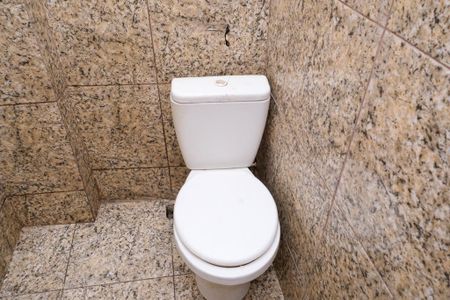 Banheiro social de casa para alugar com 1 quarto, 45m² em Coréia, Mesquita