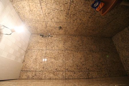 Banheiro de kitnet/studio para alugar com 1 quarto, 35m² em Alto Uruguai, Mesquita