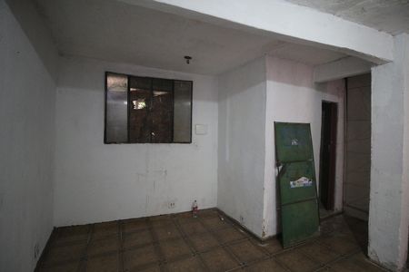 Quarto de kitnet/studio para alugar com 1 quarto, 35m² em Alto Uruguai, Mesquita