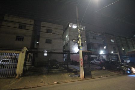 Apartamento para alugar com 63m², 2 quartos e 1 vagaFachada