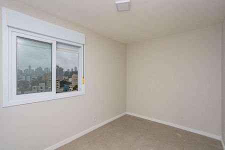 Quarto 2 de apartamento para alugar com 2 quartos, 58m² em Pátria Nova, Novo Hamburgo
