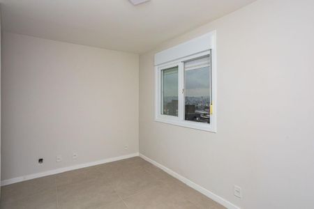 Quarto 2 de apartamento para alugar com 2 quartos, 58m² em Pátria Nova, Novo Hamburgo