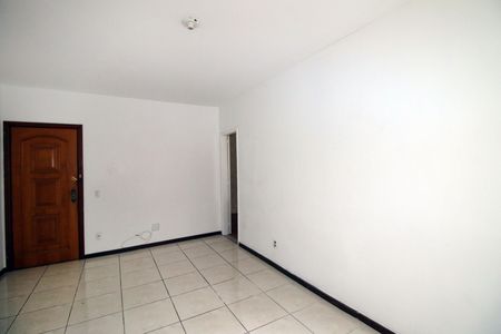 Apartamento para alugar com 70m², 2 quartos e 1 vagaSala