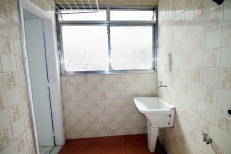 Apartamento para alugar com 70m², 2 quartos e 1 vagaÁrea de Serviço