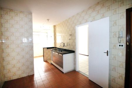 Apartamento para alugar com 70m², 2 quartos e 1 vagaCozinha
