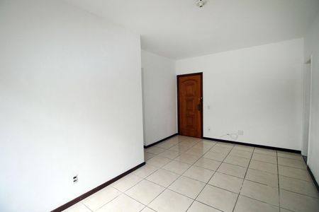Sala de apartamento para alugar com 2 quartos, 70m² em Irajá, Rio de Janeiro