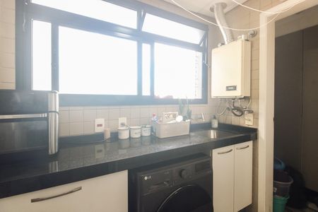 Apartamento à venda com 65m², 3 quartos e 2 vagasÁrea de Serviço 