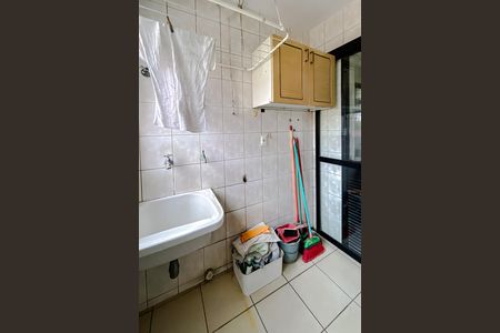 Apartamento à venda com 62m², 2 quartos e 1 vaga Apartamento à venda com 62m², 2 quartos e 1 vagaÁrea de Serviço