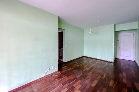 Apartamento à venda com 62m², 2 quartos e 1 vaga Apartamento à venda com 62m², 2 quartos e 1 vagaSala