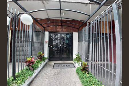 Studio à venda com 30m², 1 quarto e sem vaga Studio à venda com 30m², 1 quarto e sem vagaFachada e portaria