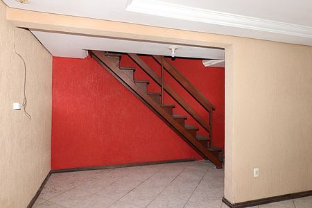 Casa para alugar com 90m², 2 quartos e 1 vagaSala